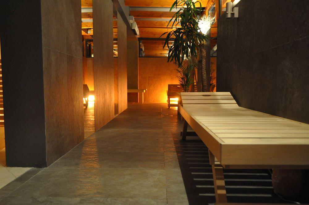 Aparthotel & Zakrzowek Krakow