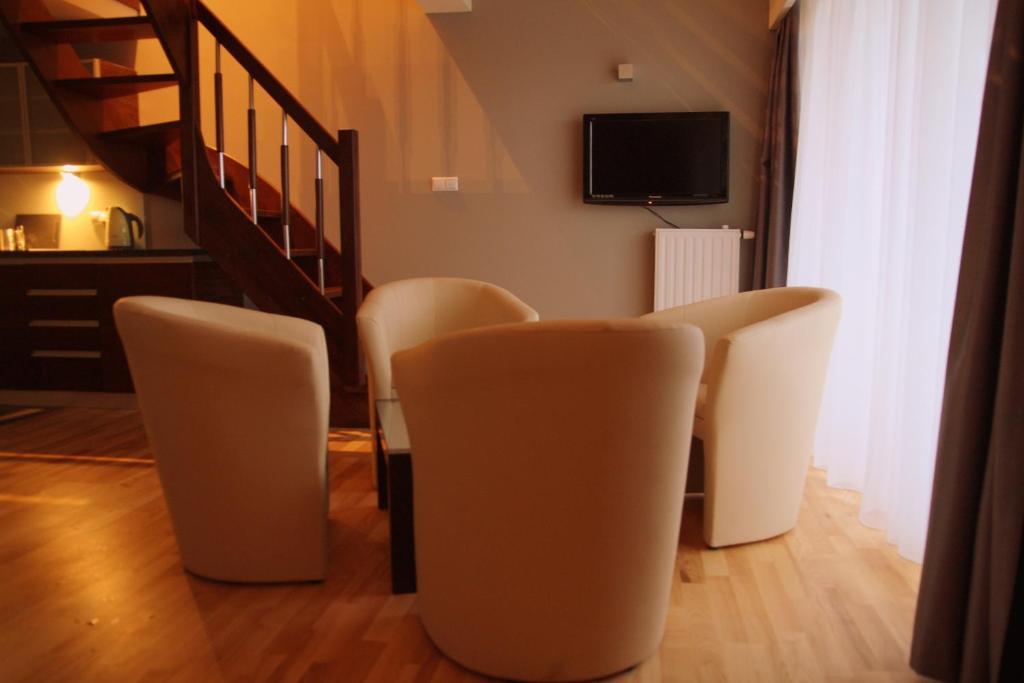 Aparthotel & Zakrzowek Krakow